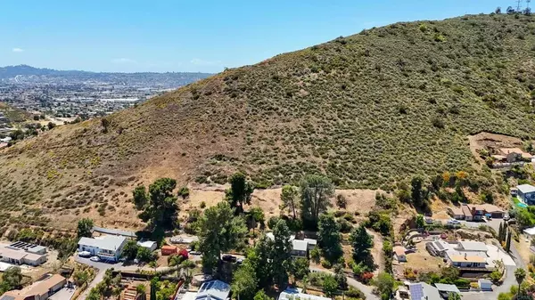 Lakeside, CA 92040,11825 Taia