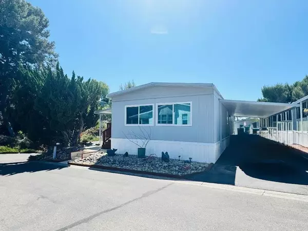 1951 47 th #157, San Diego, CA 92102