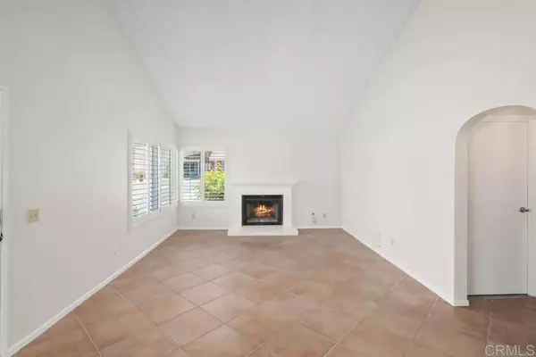 La Jolla, CA 92037,8153 Via Mallorca