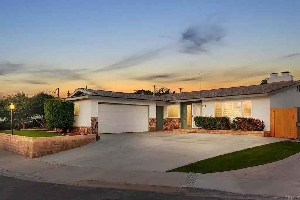 La Mesa, CA 91942,4599 DAUER AVE