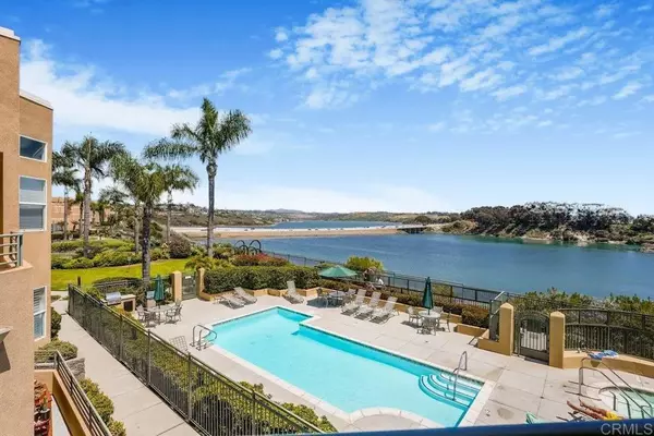 Carlsbad, CA 92008,4021 Canario Street #235