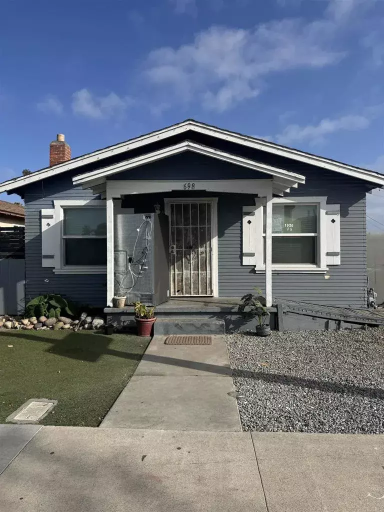 Chula Vista, CA 91910,698 J Street