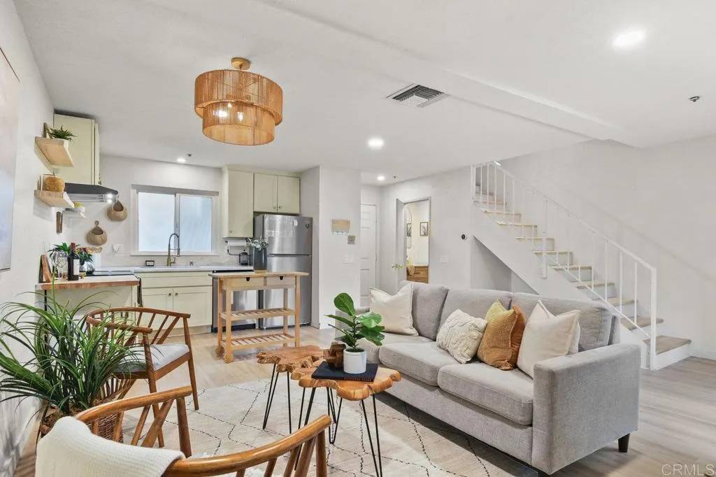 5377 Lake Murray Boulevard, La Mesa, CA 91942