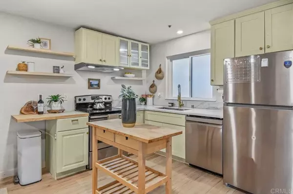 La Mesa, CA 91942,5377 Lake Murray Boulevard