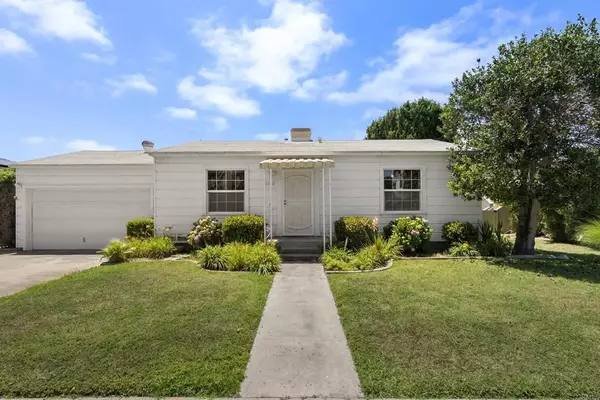 Ocean Beach (san Diego), CA 92107,1120 Devonshire Drive