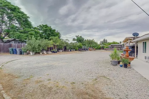 123 N Hayden Dr, Escondido, CA 92027