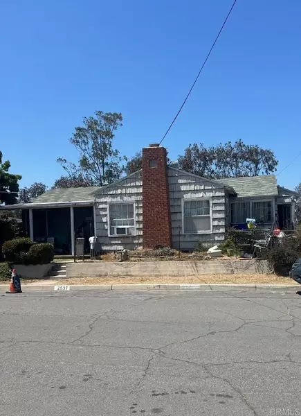 2537 E 13th St, National City, CA 91950