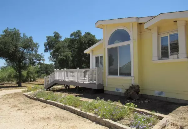 1124 Far Valley Rd, Campo, CA 91906