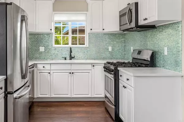 San Diego, CA 92111,6704 Tait Street