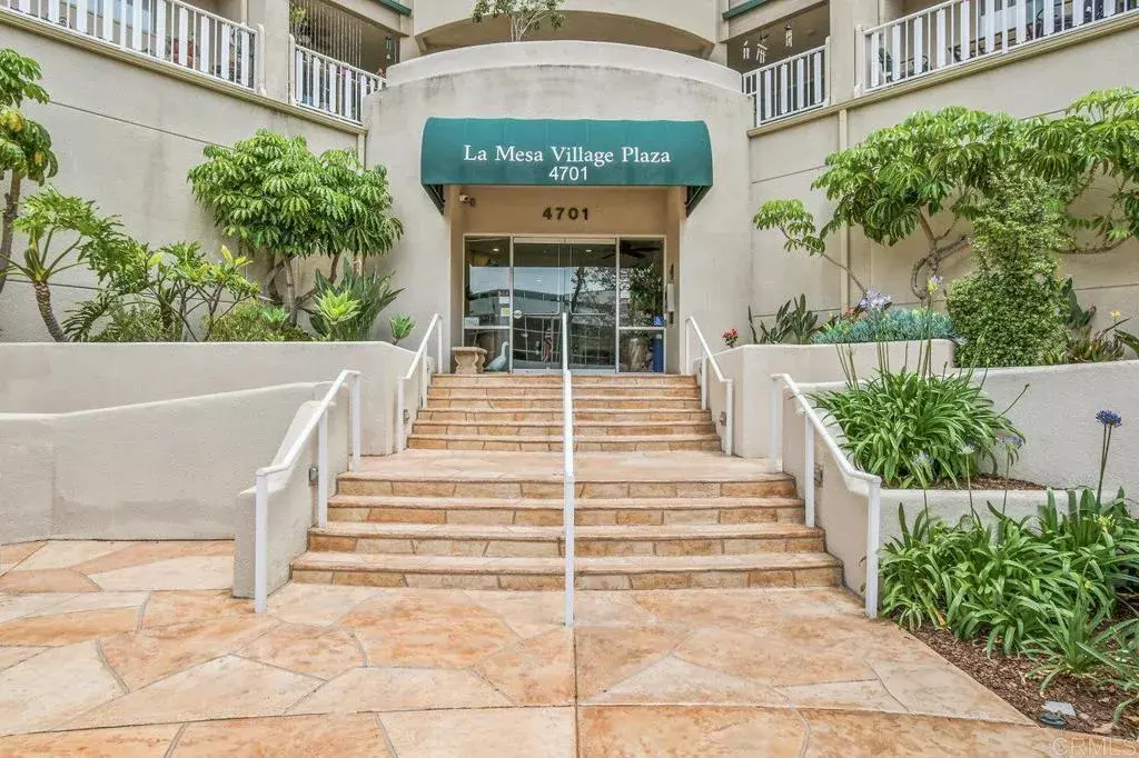 La Mesa, CA 91942,4701 Date Ave. #108