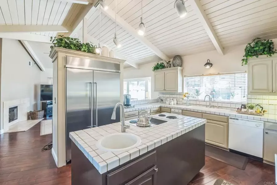 719 Singing Trails Drive, El Cajon, CA 92019