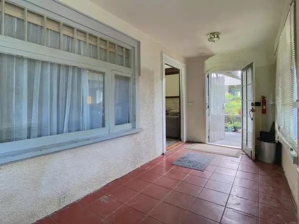 San Diego, CA 92103,2120 Pine Street