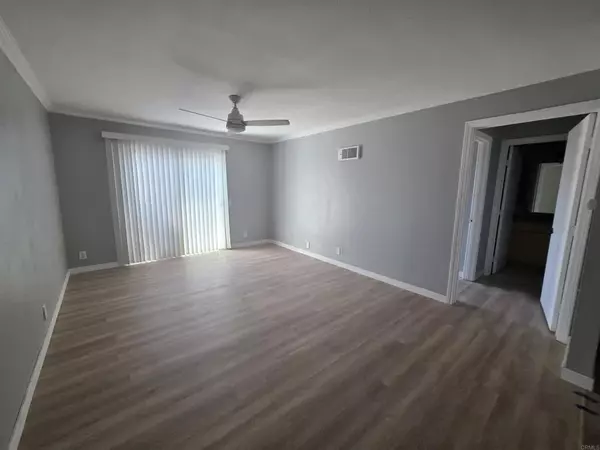 San Diego, CA 92104,4225 Florida Street #2