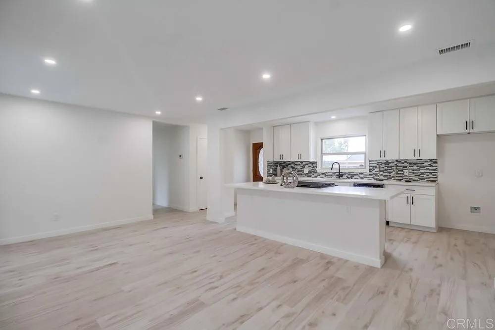 1125 Evilo Street, El Cajon, CA 92021