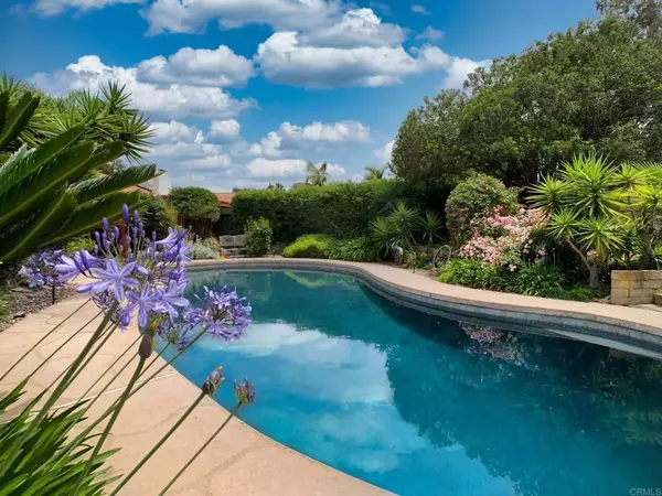 Bonita, CA 91902,3812 Wild Oats Ln