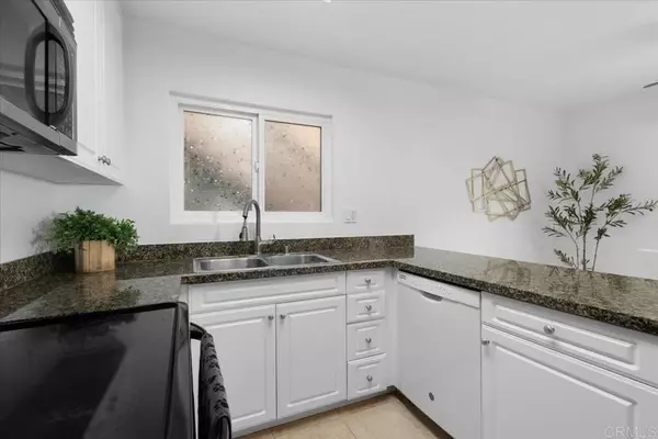 San Diego, CA 92127,17093 W Bernardo Drive #106
