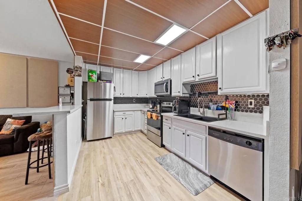 San Diego, CA 92105,1845 Bayview Heights Drive #110