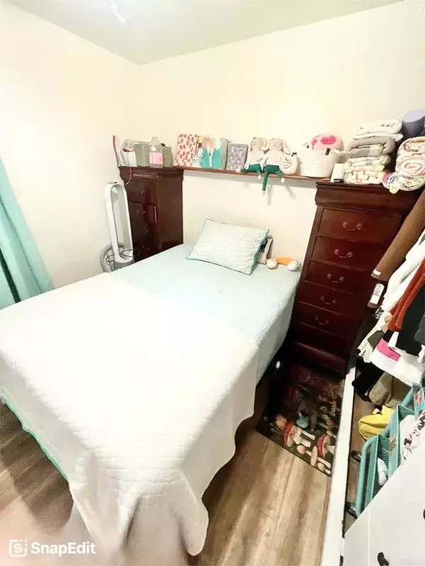 San Diego, CA 92105,4162 38Th Street