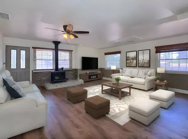 Campo, CA 91906,1390 Dewey Place