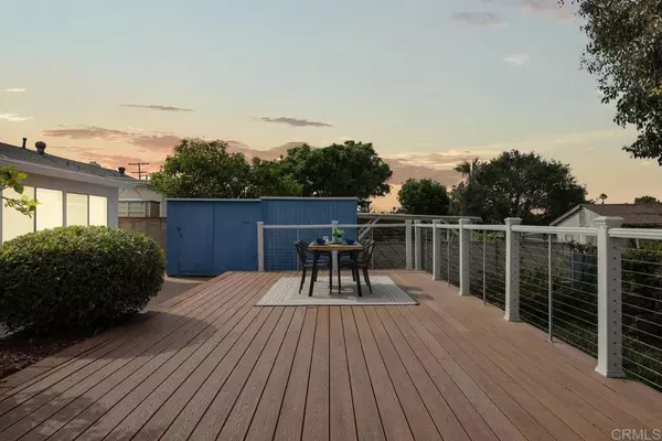 San Diego, CA 92117,3833 Tomahawk Lane