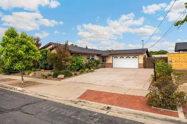 La Mesa, CA 91942,5530 Heidi Street