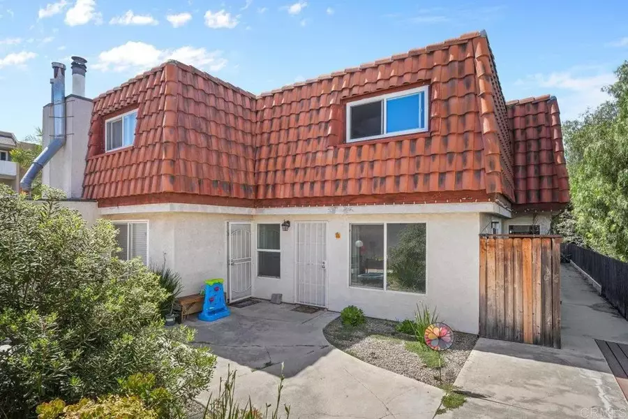 3050 Suncrest Dr. #7, San Diego, CA 92116