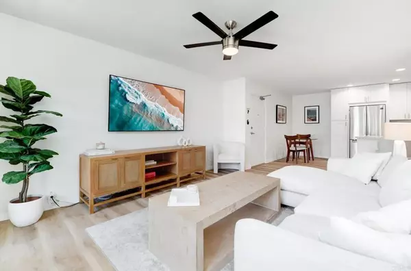 4600 Lamont Street #106, San Diego, CA 92109