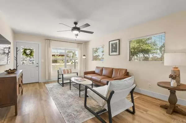 San Diego, CA 92104,3585 Redwood Street