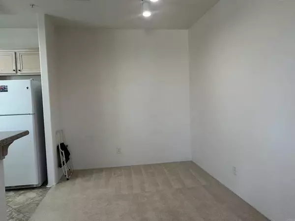 El Cajon, CA 92019,11422 Via Rancho San Diego #84