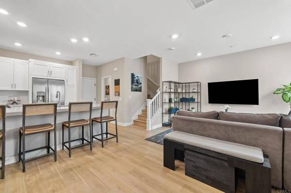 1211 Sunrise View #104, San Marcos, CA 92078