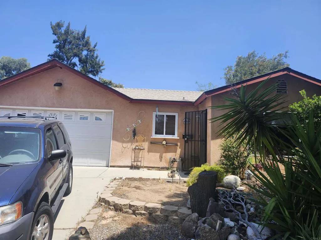 9408 Wharton Road, Santee, CA 92071