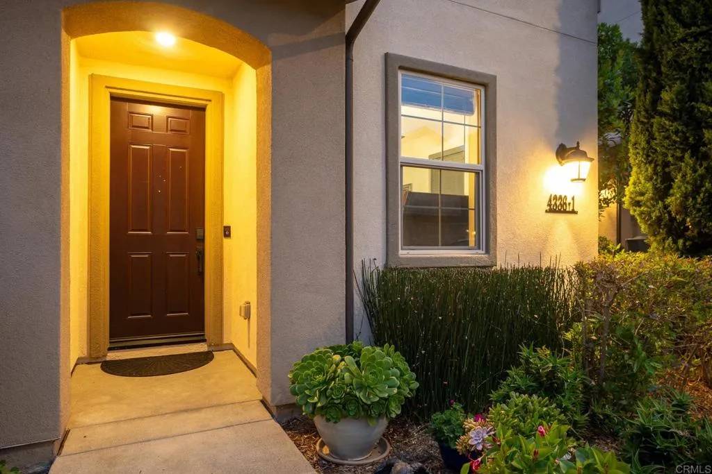 Oceanside, CA 92056,4336 Harbor Way #1