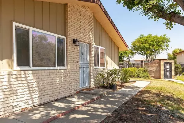 9838 MISSION VEGA DR ##1, Santee, CA 92071