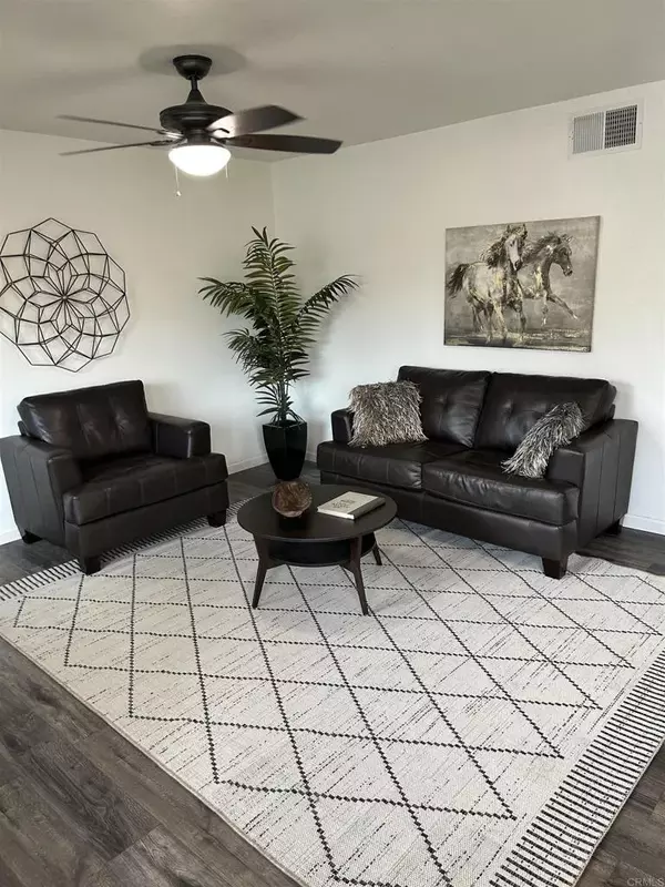 Santee, CA 92071,9838 MISSION VEGA DR ##1