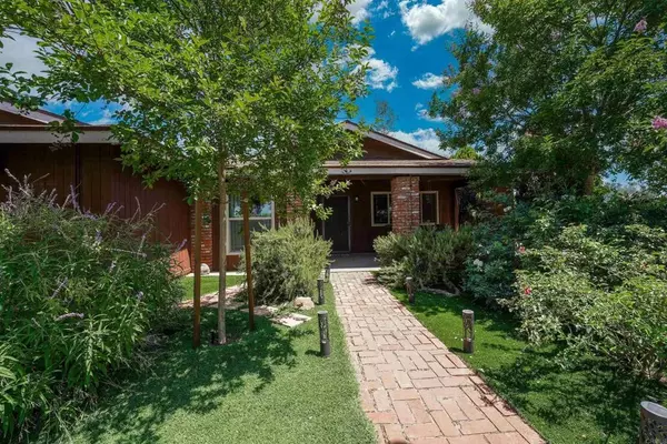 1914 Raymond Avenue, Ramona, CA 92065