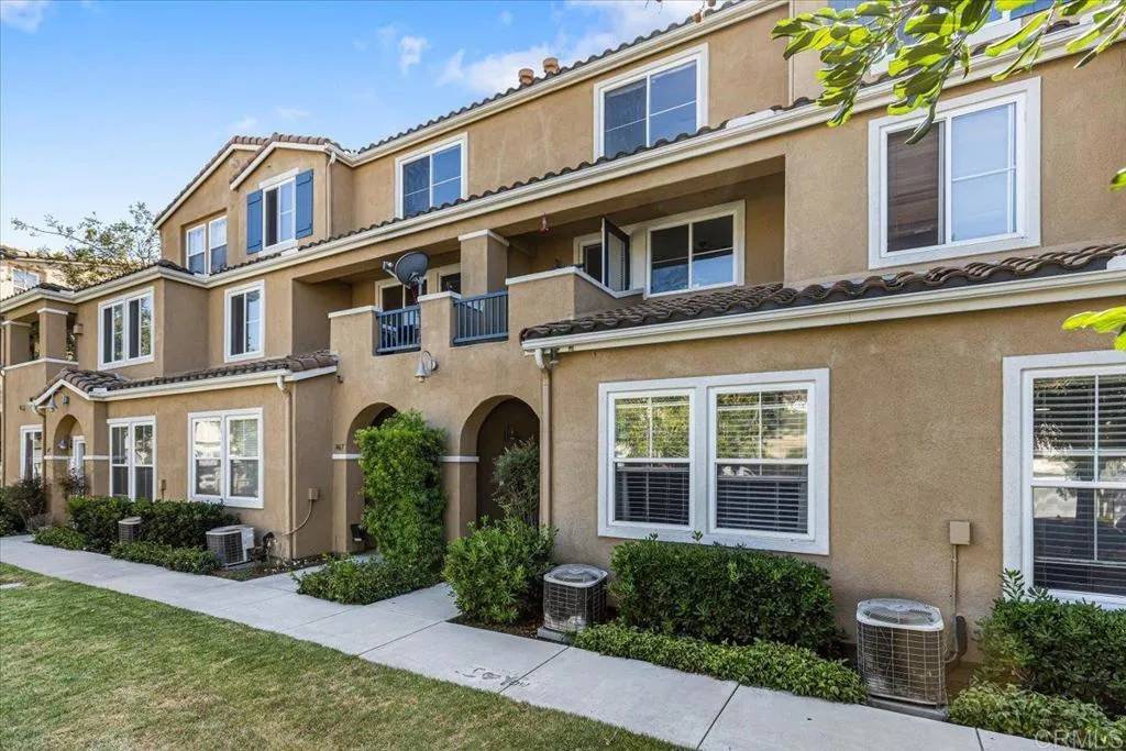 1463 Paseo Aurora, San Diego, CA 92154