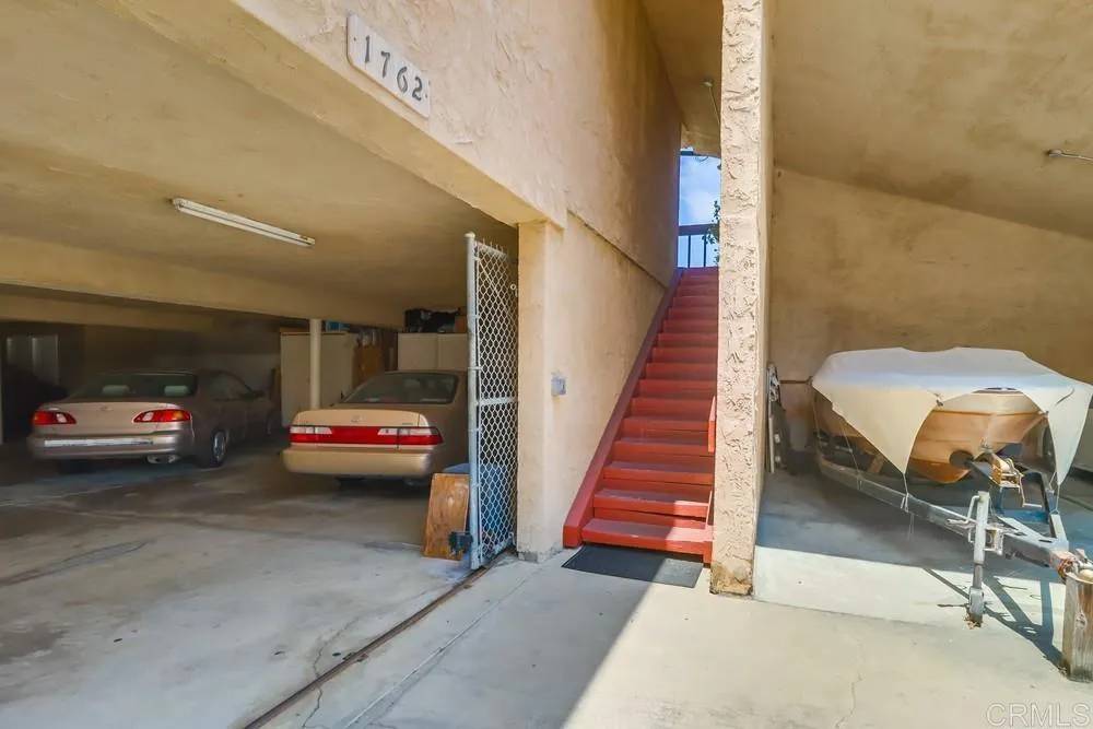 San Diego, CA 92106,1762 Locust Street #4