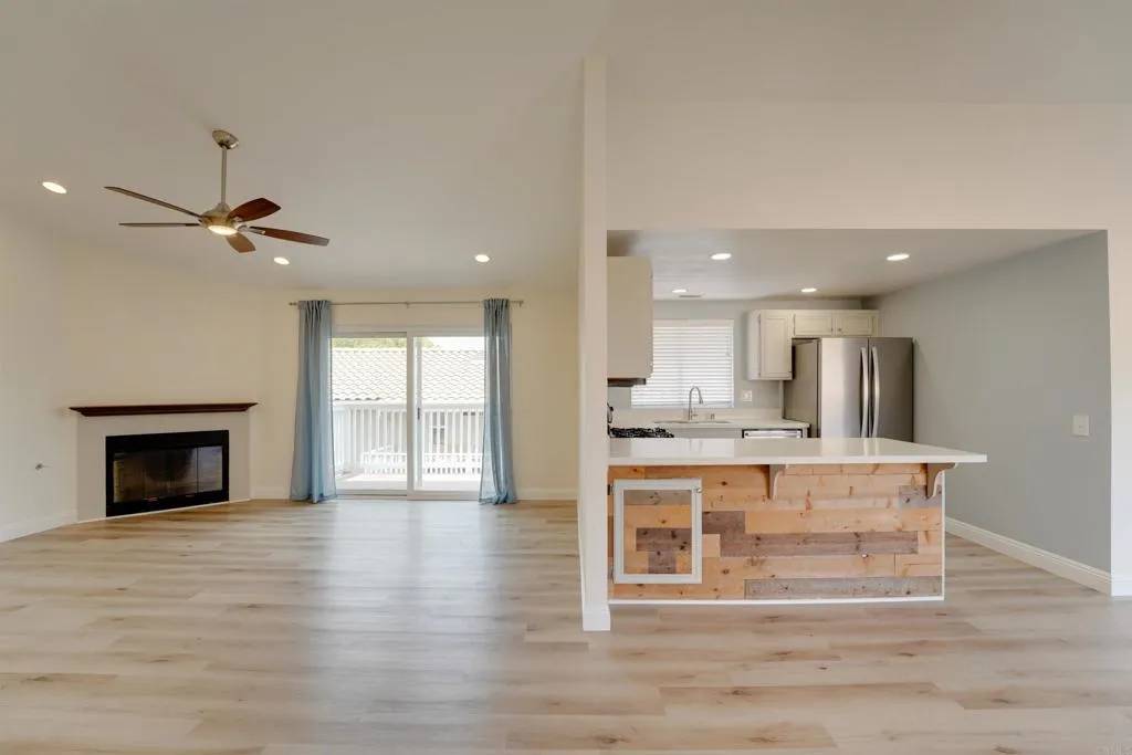 Vista, CA 92084,1354 Palomar Place