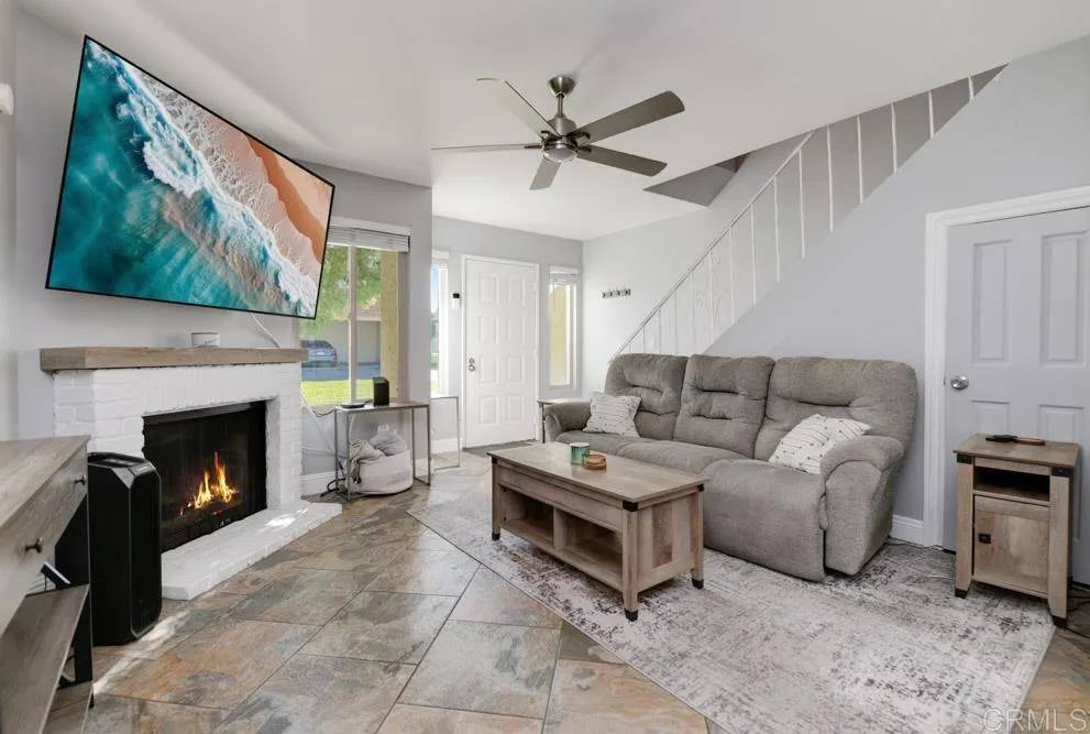 264 Espanas Gln, Escondido, CA 92026