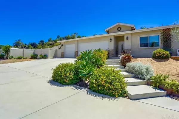 11541 Westhill, Lakeside, CA 92040