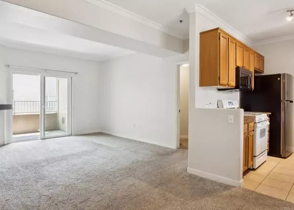 San Diego, CA 92120,7677 Mission Gorge Road #148