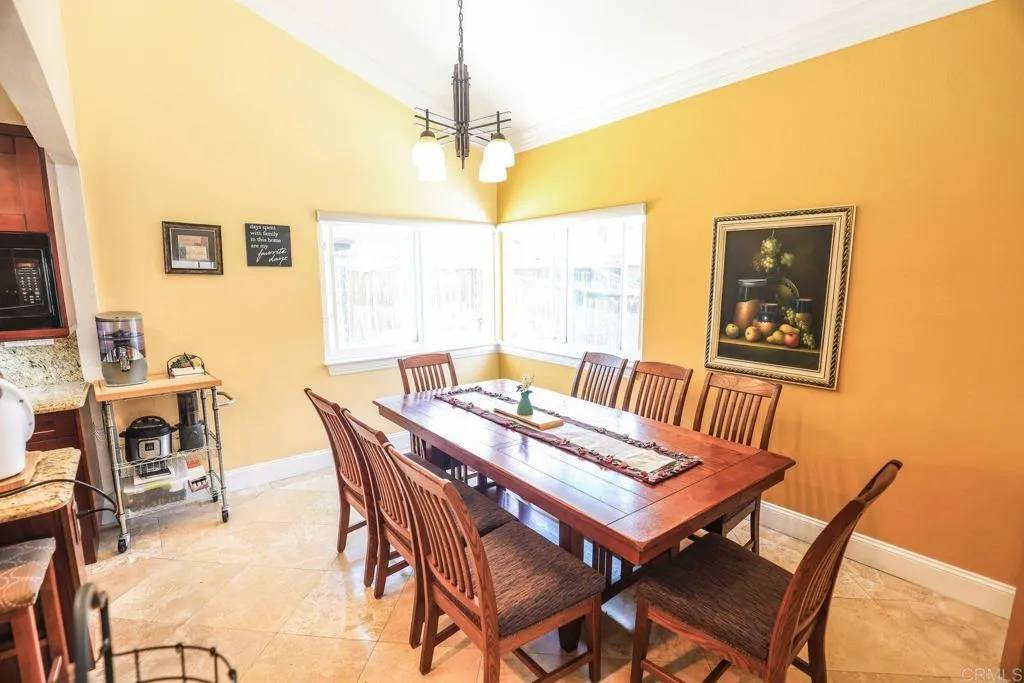Chula Vista, CA 91911,1560 CAVERNT POINT