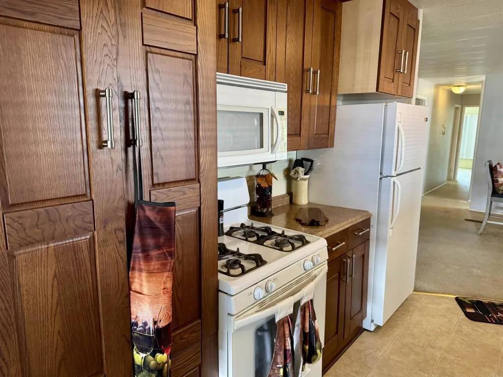 Chula Vista, CA 91913,1925 Otay Lakes Rd #39