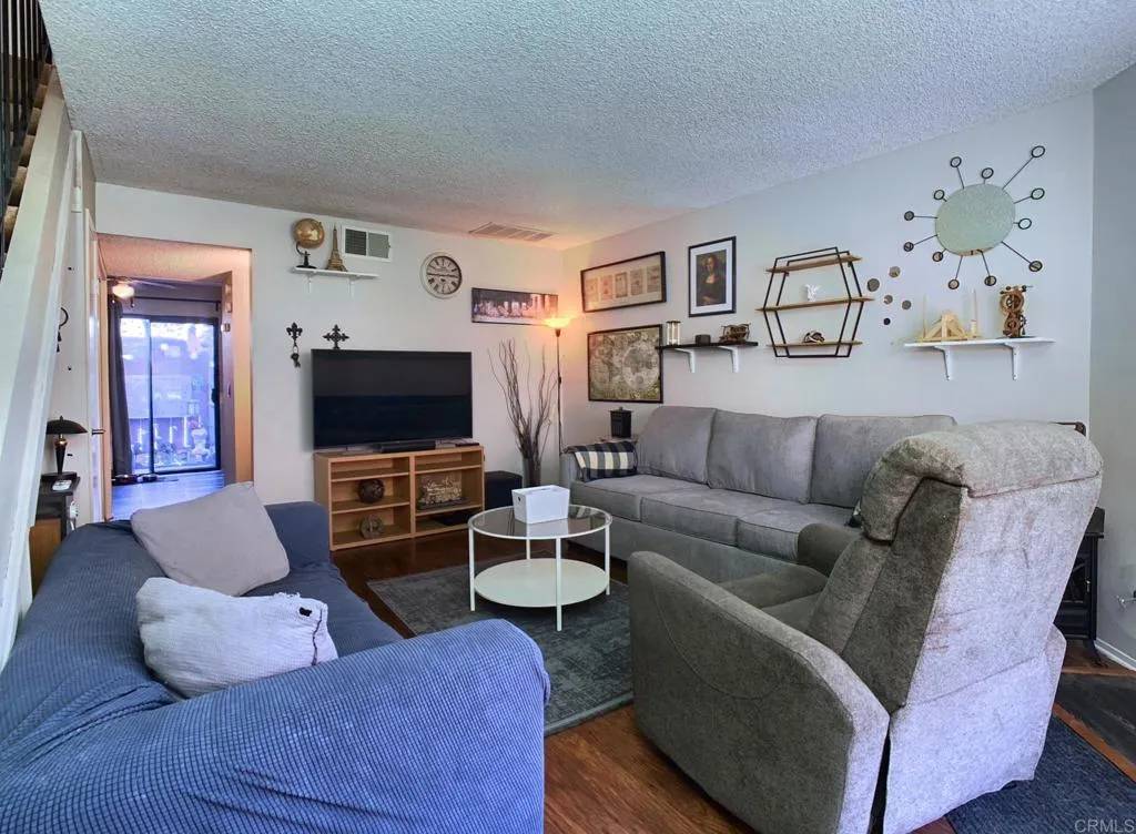 Lakeside, CA 92040,12553 Mapleview Street #28