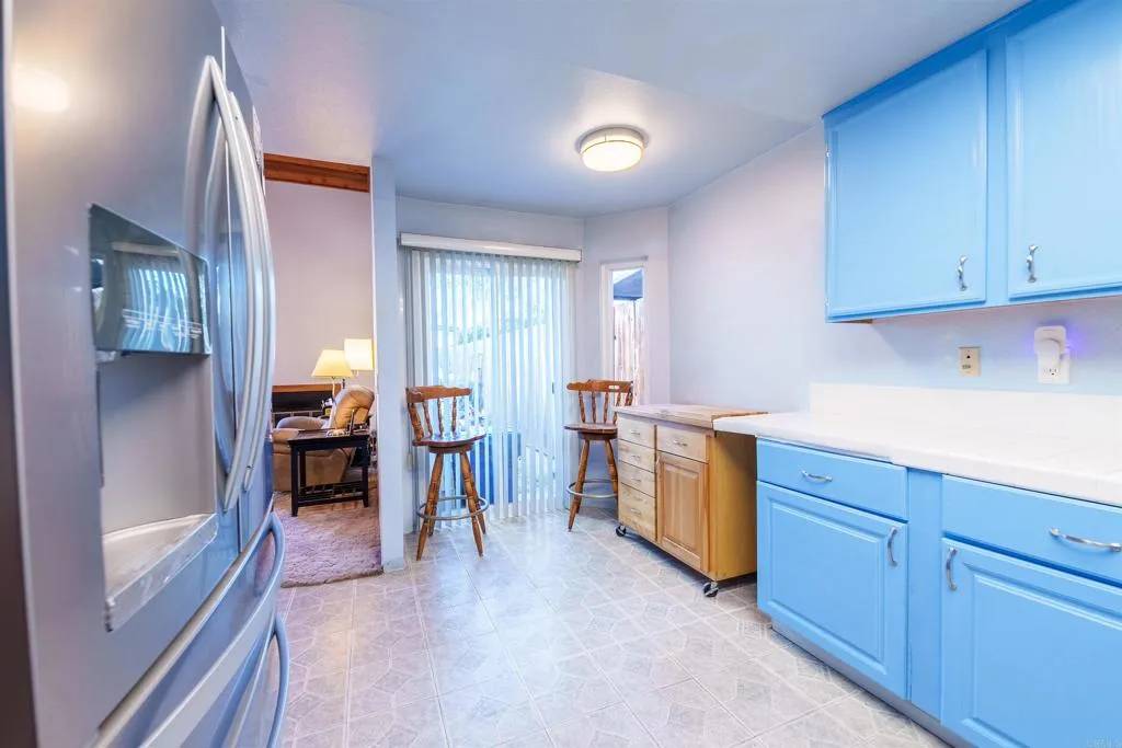 San Ysidro, CA 92173,3833 Via Del Bardo