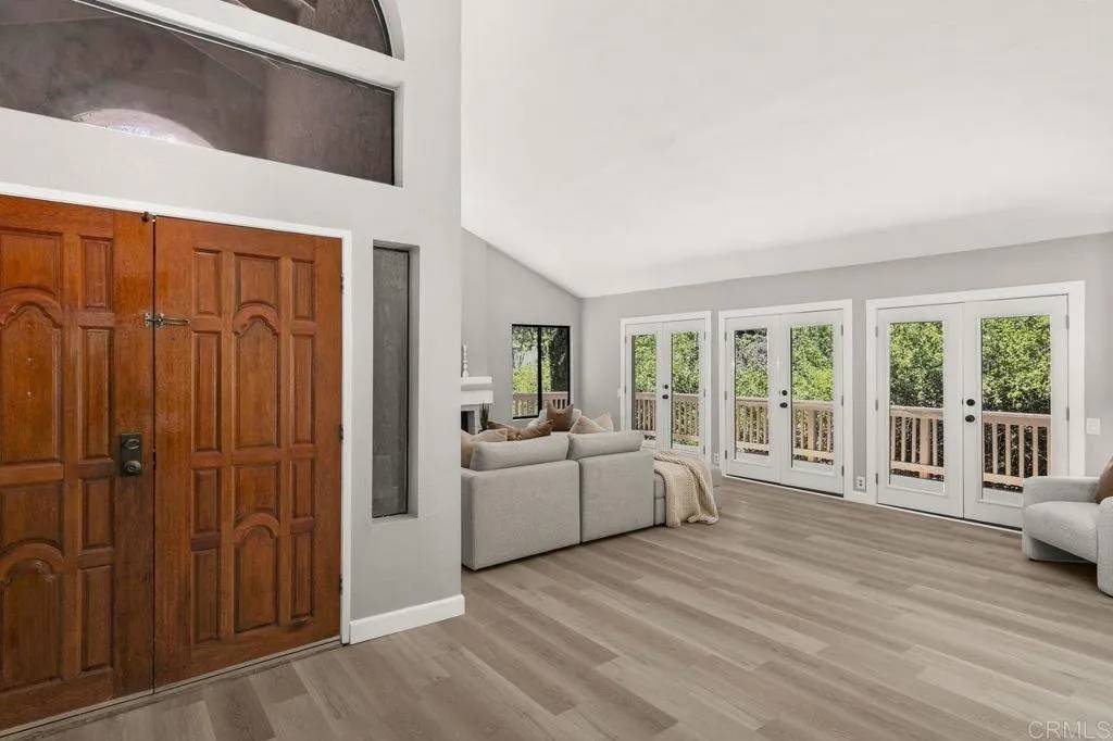 El Cajon, CA 92020,1521 Kimberly Woods Drive