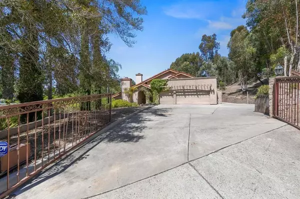 El Cajon, CA 92020,1521 Kimberly Woods Drive
