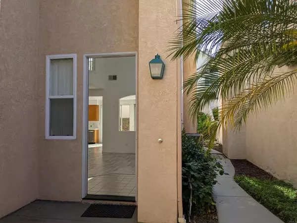 San Diego, CA 92128,18791 Caminito Pasadero #83