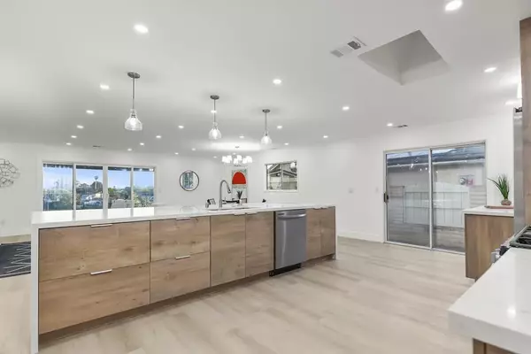 San Diego, CA 92117,4143 Cole Way