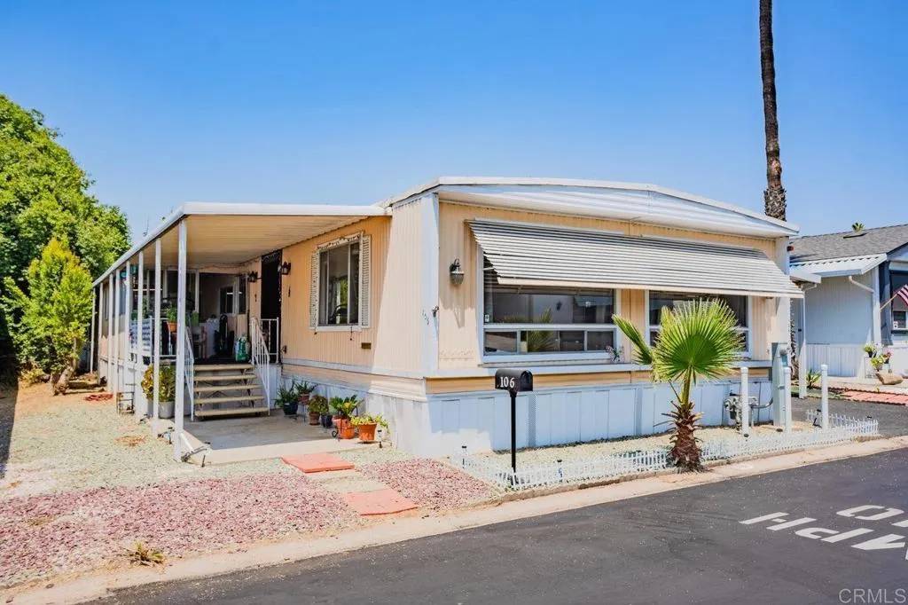 El Cajon, CA 92021,450 E Bradley #106